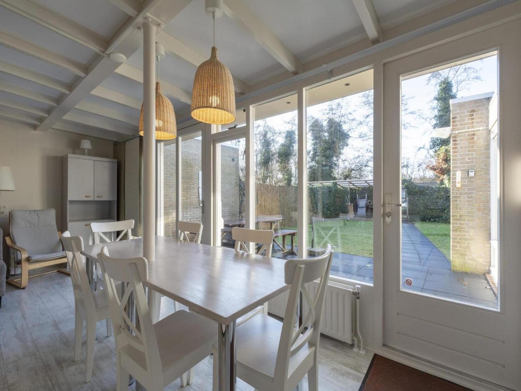 Cozy Bunglow With Patio Sint Maartensvlotbrug Exterior foto